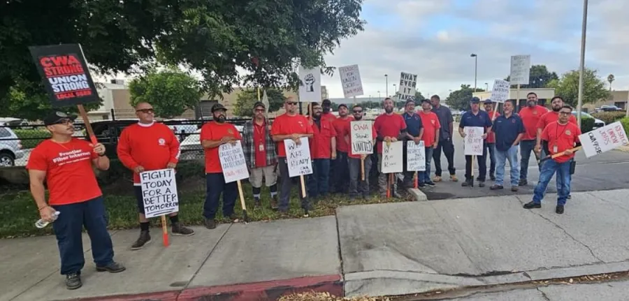 CWA Members hold the line
