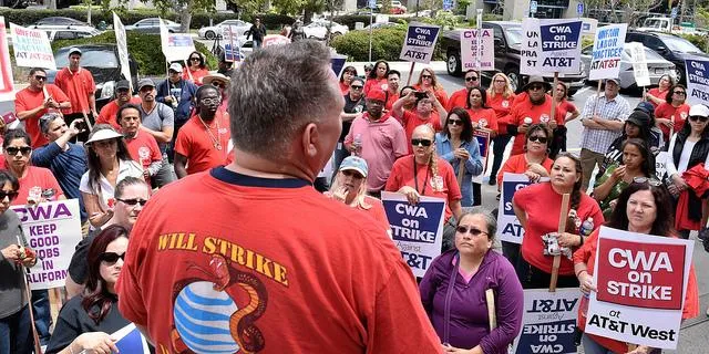 9509_chris_roberts_san_diego_2016.jpg
